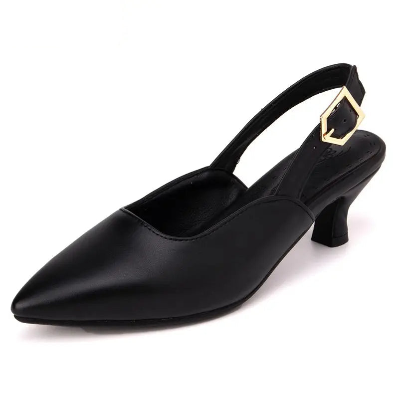 sandales talon 4,5 cm femme, slingback moderne femme, sandales design avec bride haute, sandales ouvertes mode, chaussures soirée 2024, sandales géométriques élégantes, sandales à boucle femme, chaussures confortables pour fêtes, sandales tendance été, escarpins mode originales