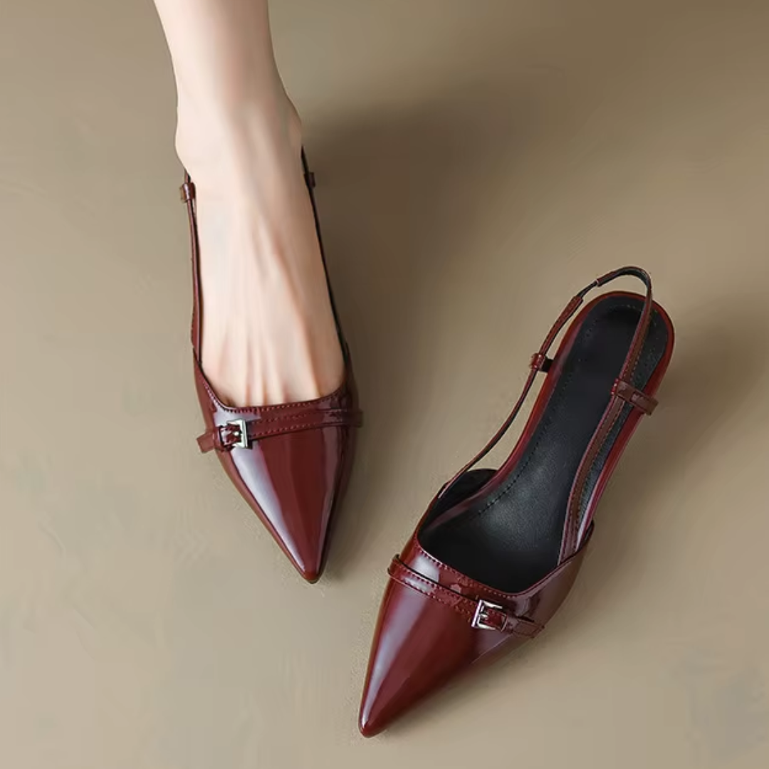 sandales femme bout pointu, slingback talon bas, chaussures femme élégantes 2025, sandales design artistique, sandales avec boucle, chaussures mode grande taille, sandales modernes confortables, talons 3 cm femme, chaussures originales femme, sandales habillées discrètes